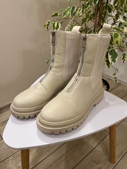 Дамски Зимни Боти 40 - Бял / кремав цвят - Удобни с Цип