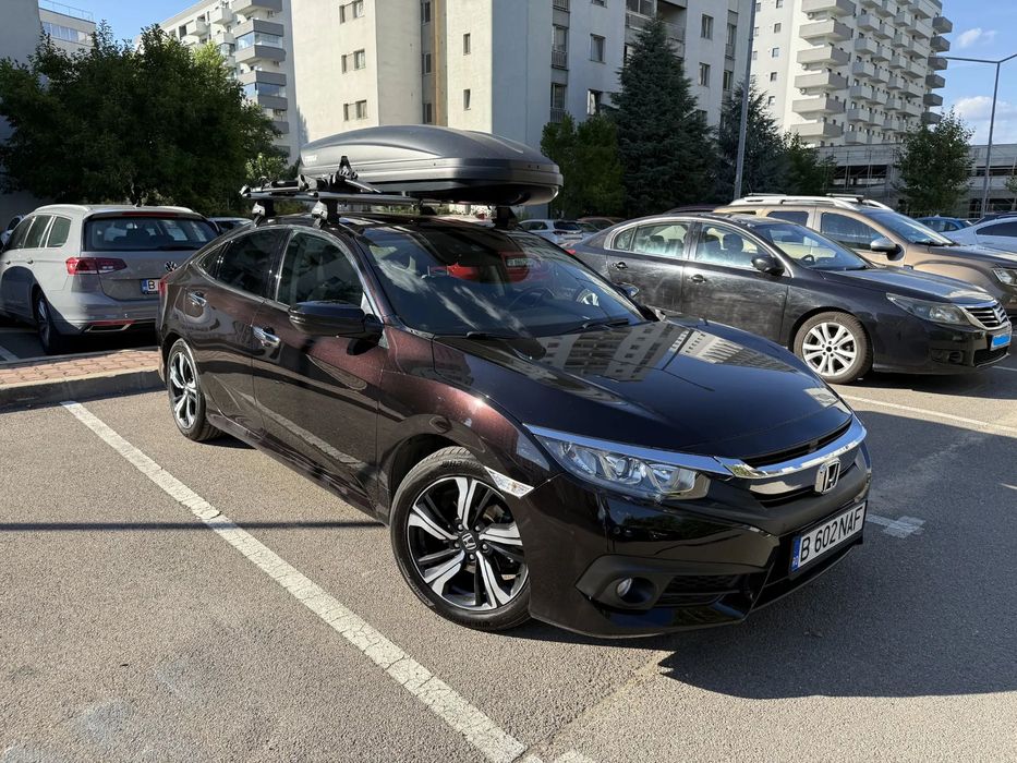 Honda Civic Stare foarte buna/ revizie recenta / accesorii extra