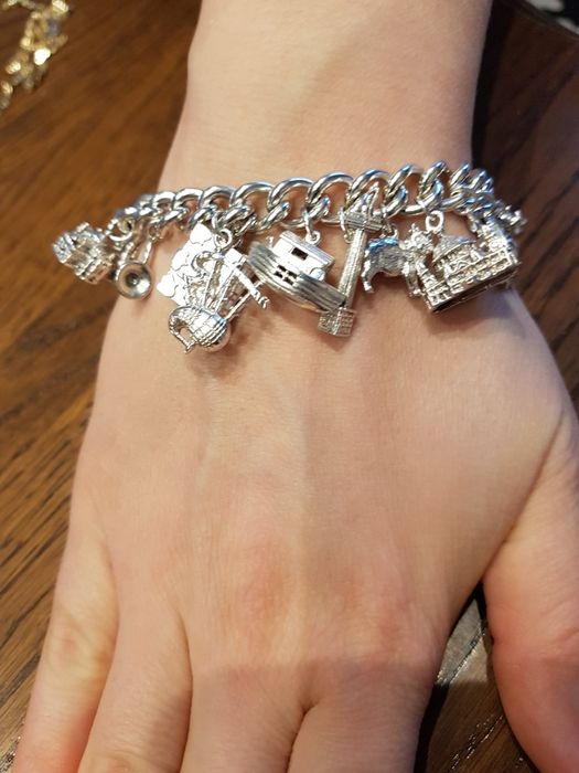 Superba bratara argint masiv 925 Porte-Bonheur 23 charmuri,England