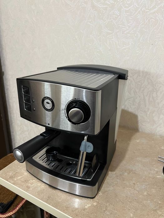 Кофемашина рожковая Barista