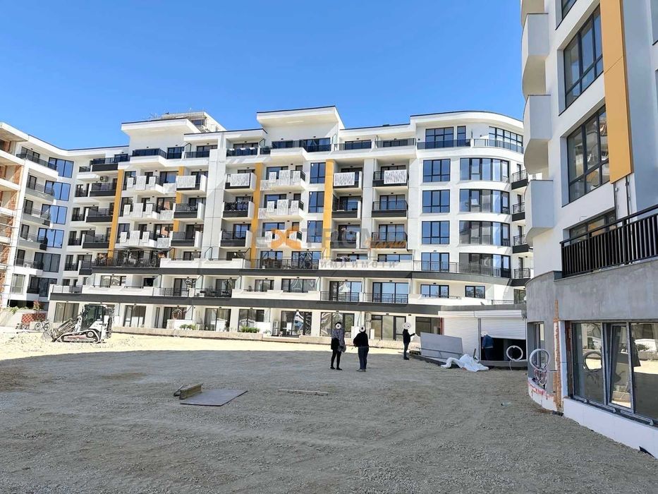 Продава се Двустаен апартамент в Варна, Възраждане 1 - 67 кв.м за 1211 €/кв.м - Снимка #14