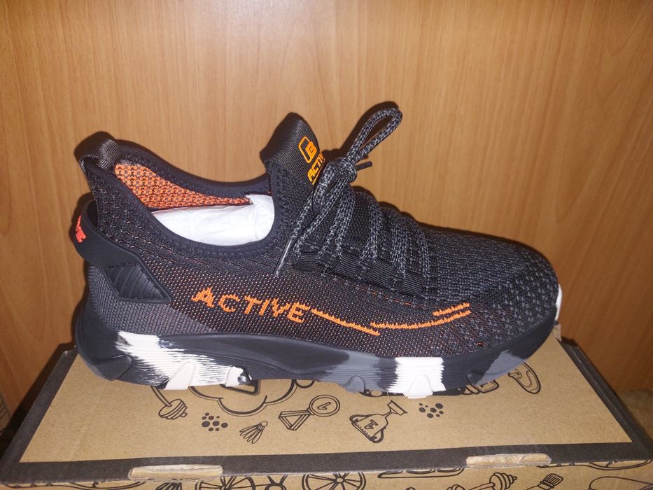 Мужские кроссовки