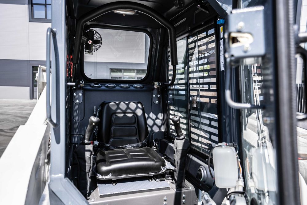 Мини погрузчик (Wecan) WT830