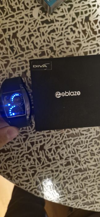 Продавам часовник