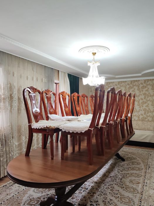 Дом большой 160 кв метров. есть баня, летнея кухня , гараж шашлычный з