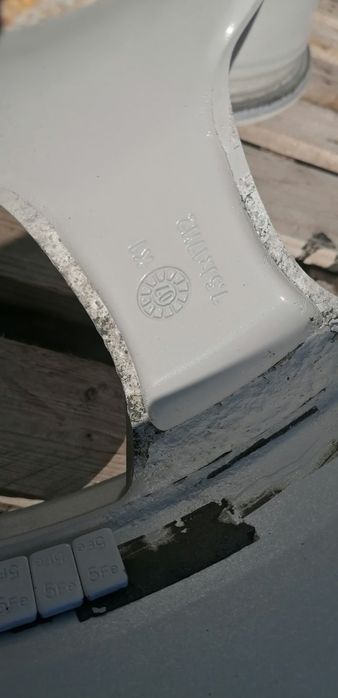 17 цола 5 х 112 мм Мерцедес / Ауди / Фолксваген - 7,5 Инча / ЕТ 25