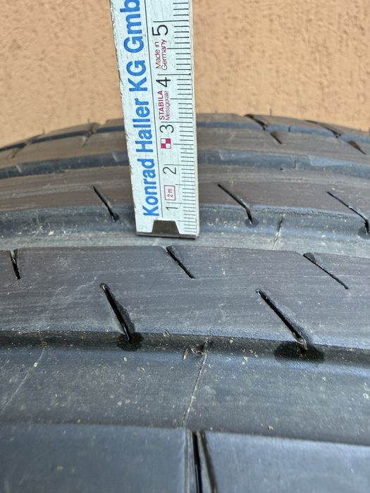Michelin Pilot Sport 4 235/45 ZR1  8 T0
