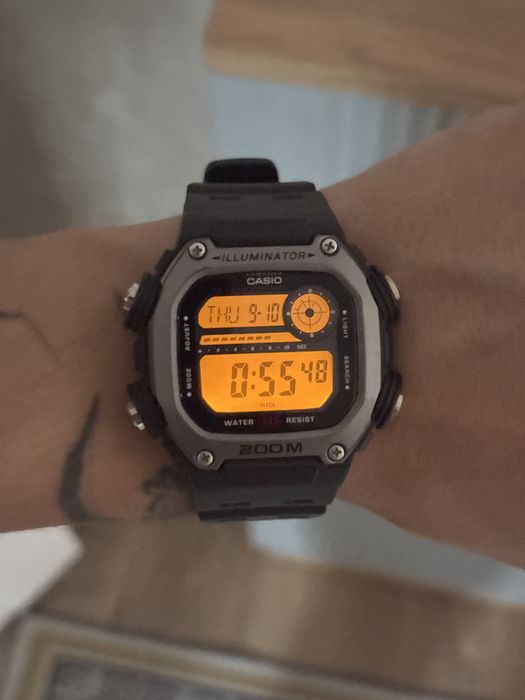Casio DW-291H электронный часы
