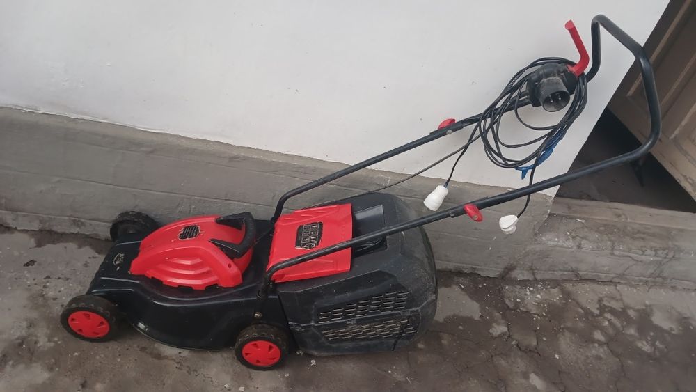 Газонокосика рабочик