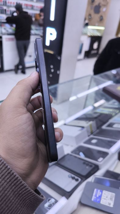 POCO X6 Pro 12/512 qora