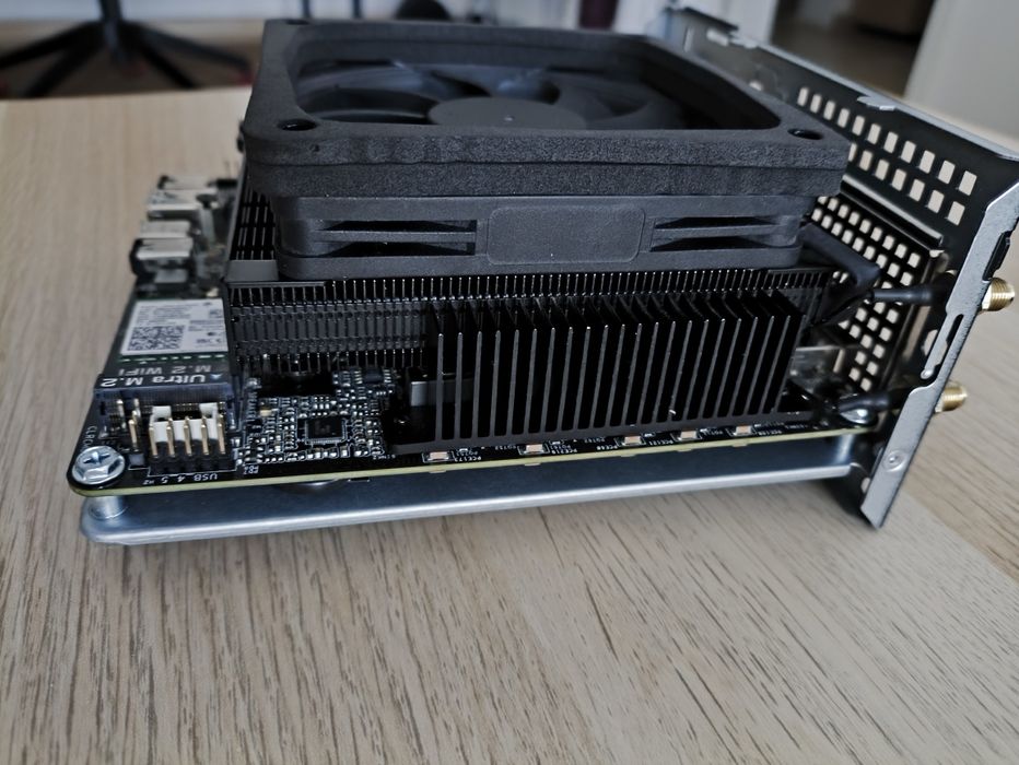 Mini pc barebone AM4 ASRock DeskMini X300