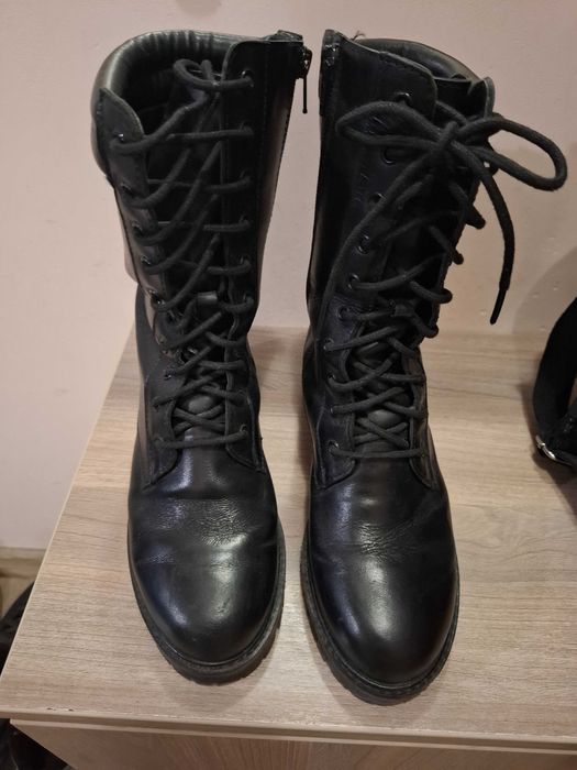 Продавам дамски боти