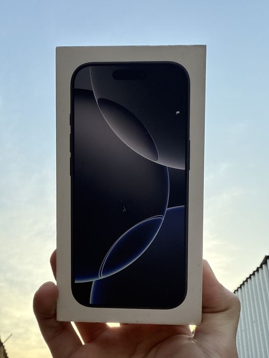 Продам 16 про 256 черного цвета