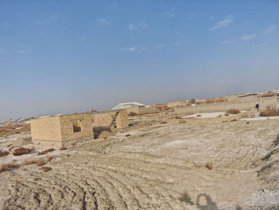 Участка сотилади