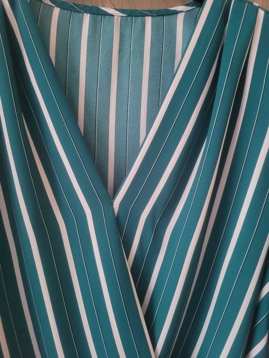 Bluza office cu dungi-20 lei