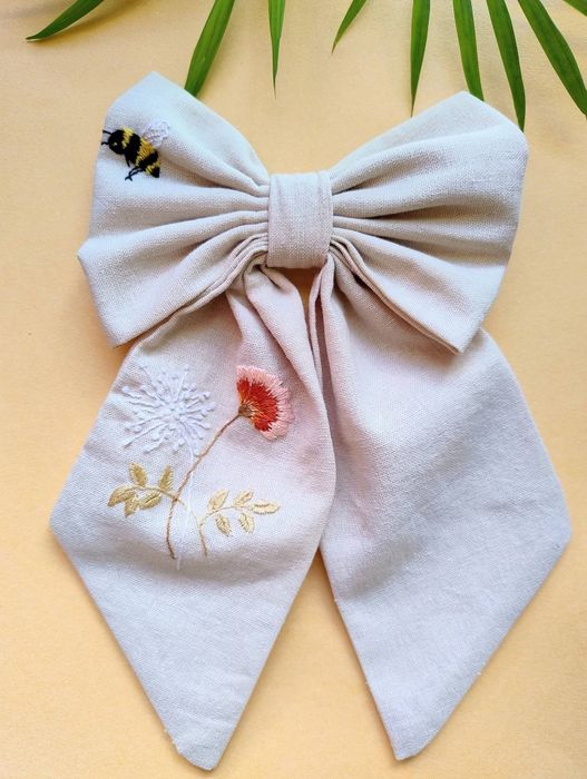 Панделка за коса