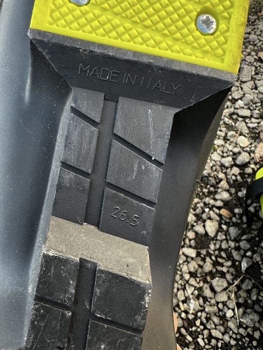 Clapari schi Fischer Vacuum RC4 World Cup 26,5 27,5 28,5