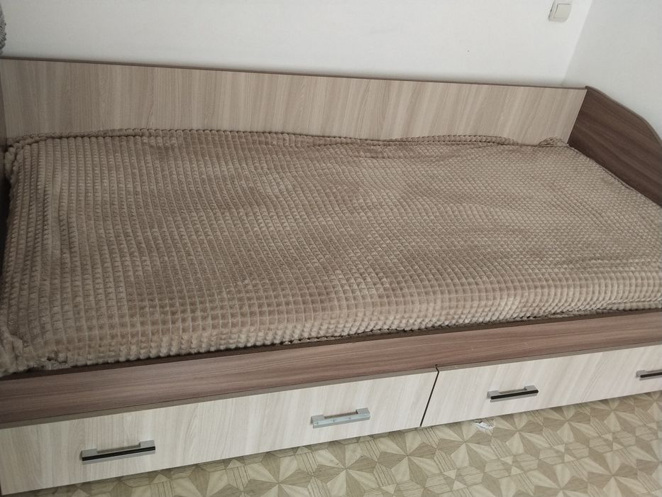 Кровать тахта, диван