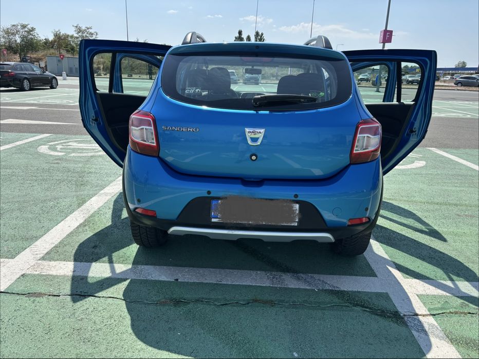 Vând Dacia Sandero Stepway 1.5 dCi, 90 CP