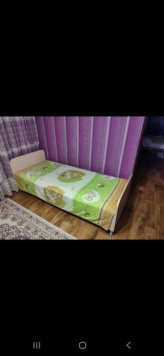 Шкаф и кровать ..