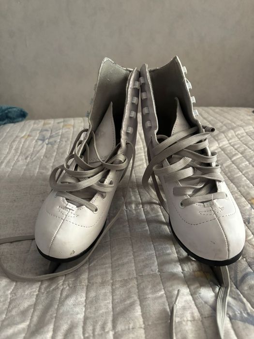 Продам коньки. 38 рр.