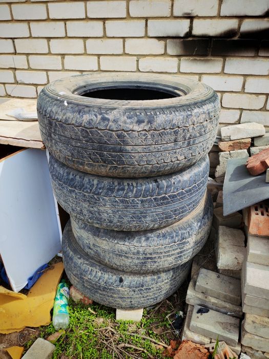 Резина Тойота Прадо. 265х65х17