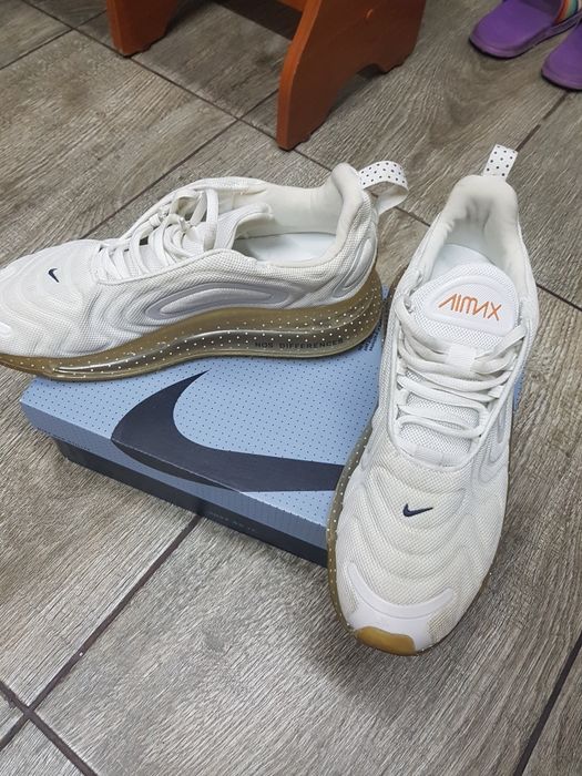 adidaș Nike  jordan și Air max