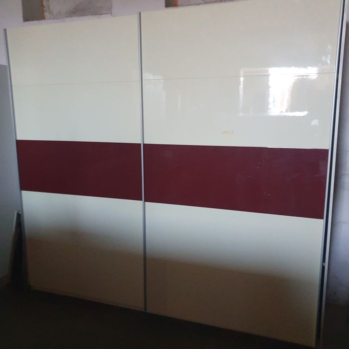 Dressing cu uși glisante