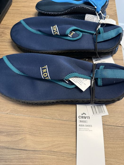 3 чифта чисто нови аква обувки за плаж и вода – размери 43, 41 и 31