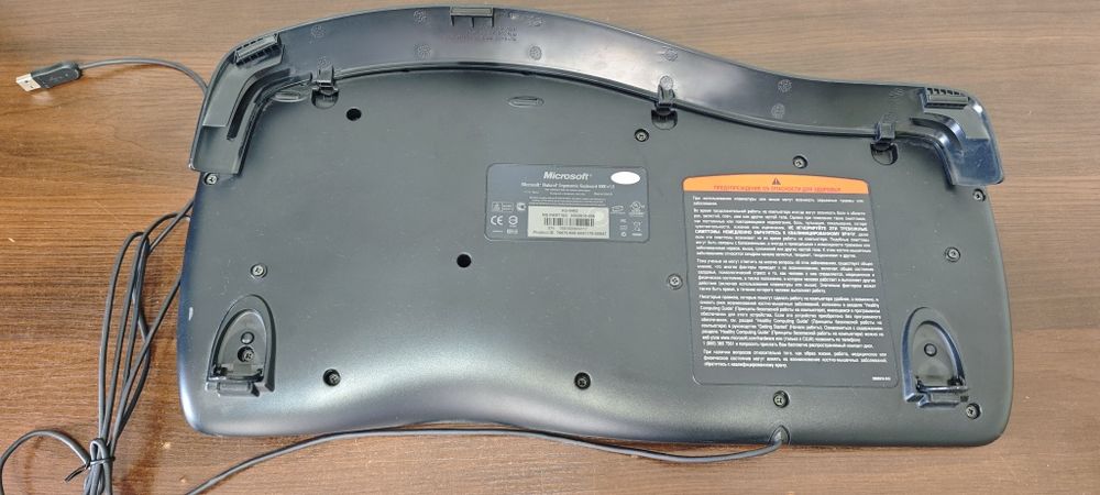 Эргономичная клавиатура Microsoft