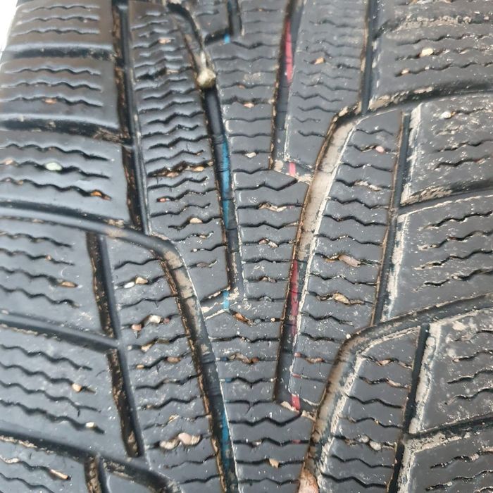 Продам зимние шины