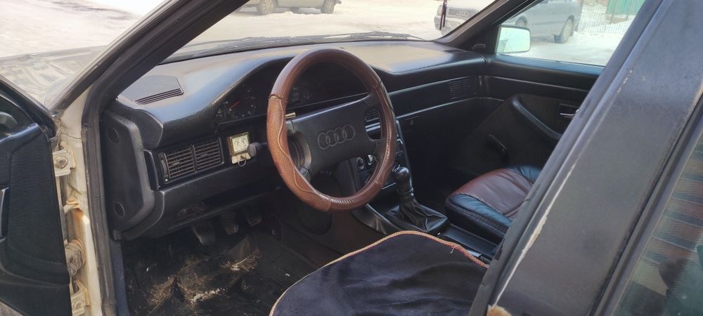 Продам Ауди 100.