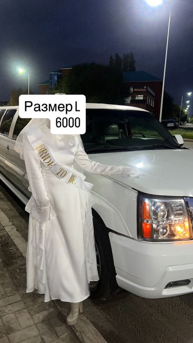 Продам платья цены указаны