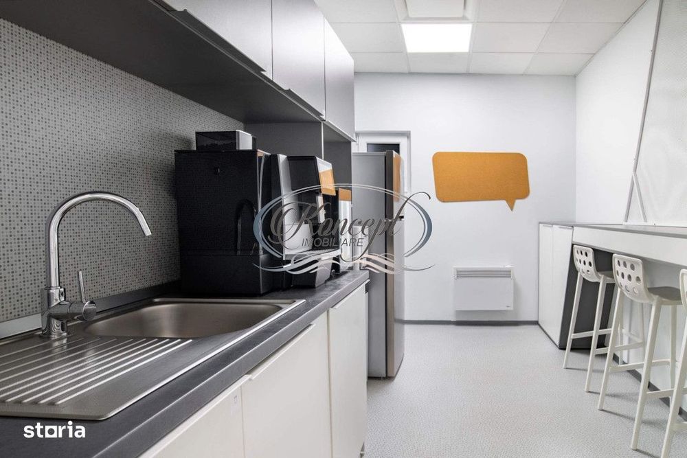 Spatiu birouri Ultracentral, cladire business moderna