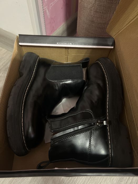 Полусапоги на девочку 31 рр.