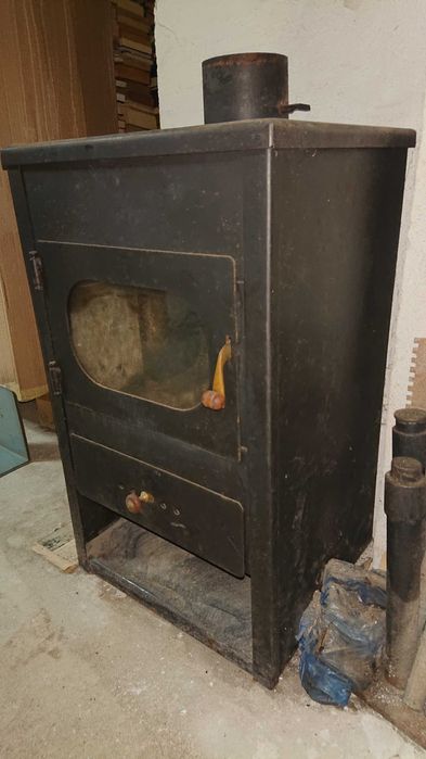 ПЕЧКА НА ДЪРВА за РОМАНТИЧНА атмосфера