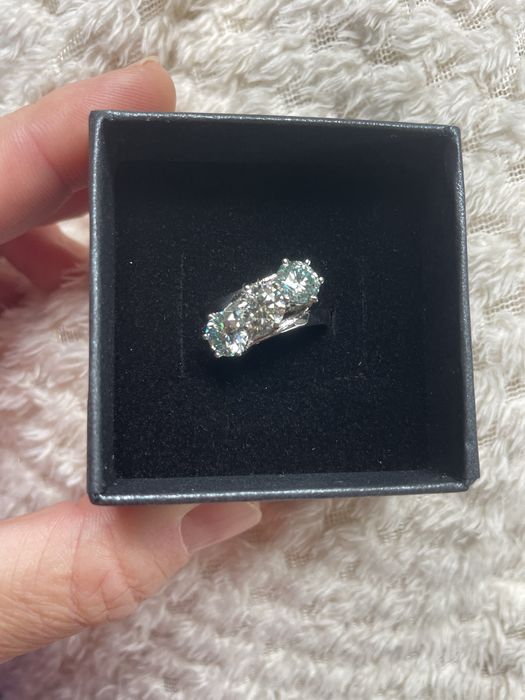 Inel 3 moissanite