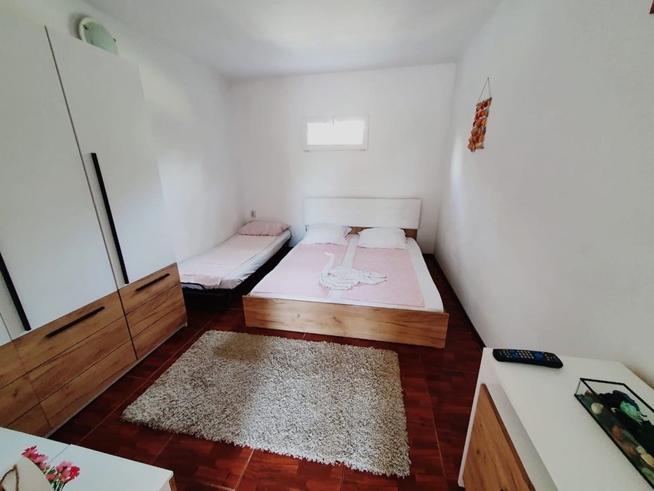 Cazare ieftin Costinesti Casa Lupu centru LANGA PLAJA!!!