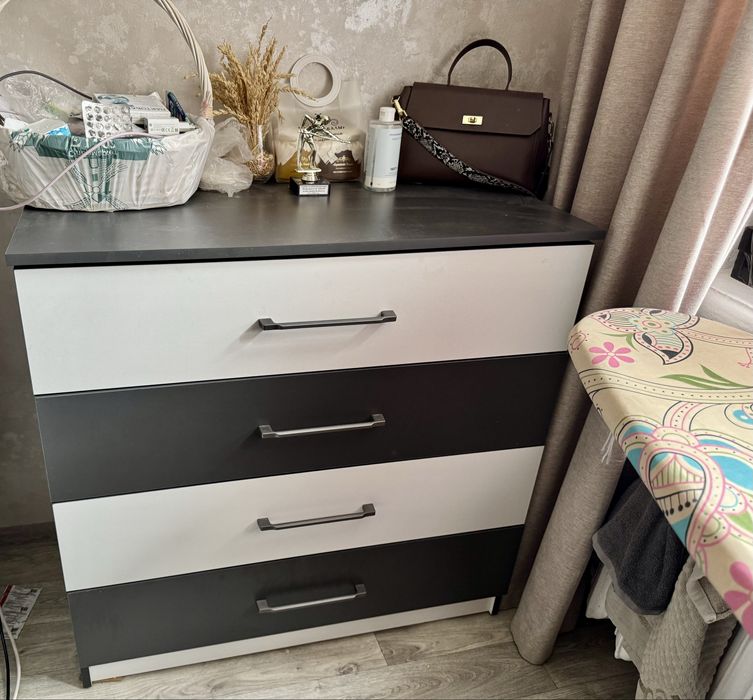 Продам два вида комода срочно