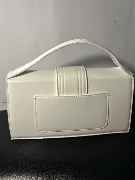Чанта JACQUEMUS бяла
