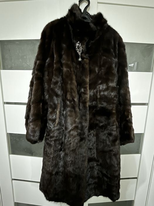 Продается норковая шуба! Теплая!