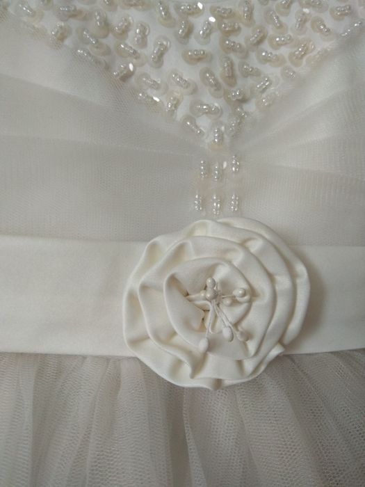 Платье нарядное на девочку