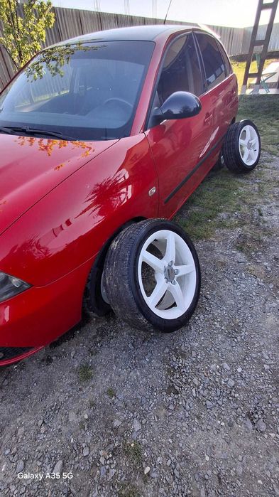 Vând Seat Ibiza!