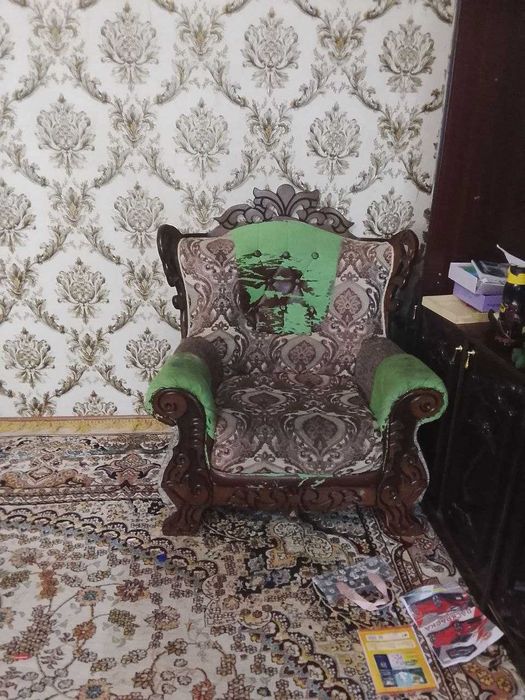 Мехмонхона учун диван ва кресло