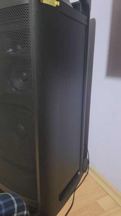 Sony Ult Tower 9