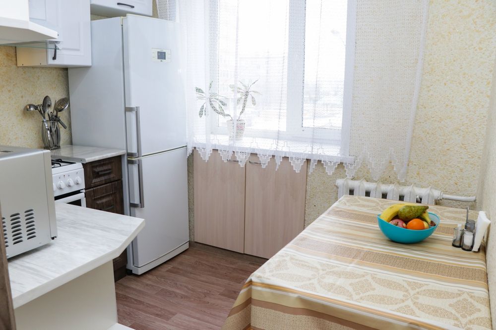 Сдам 2 квартиру посуточно улица Абая 140