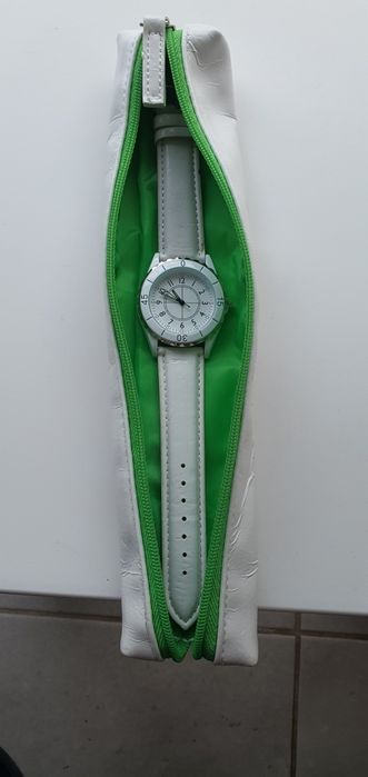 Нов ръчен часовник Elancyl