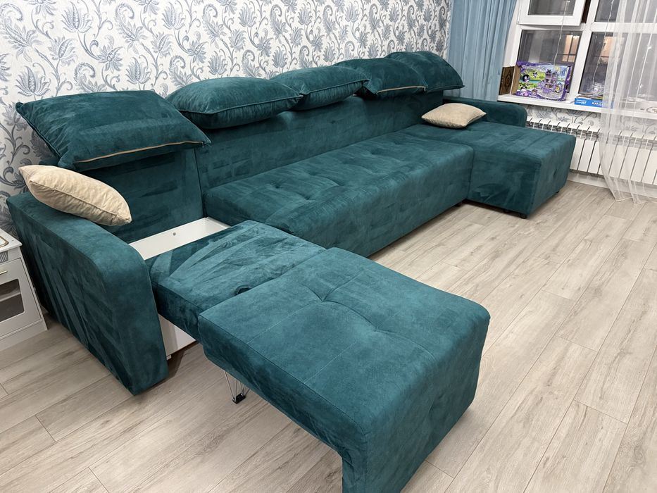 Срочно продам диван