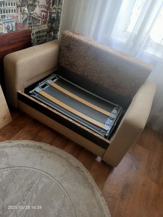 Маленькии диван раскладушка