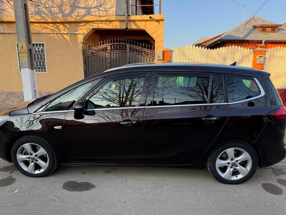 Opel Zafira Tourer 2.0 BiTurbo CDTI Sport